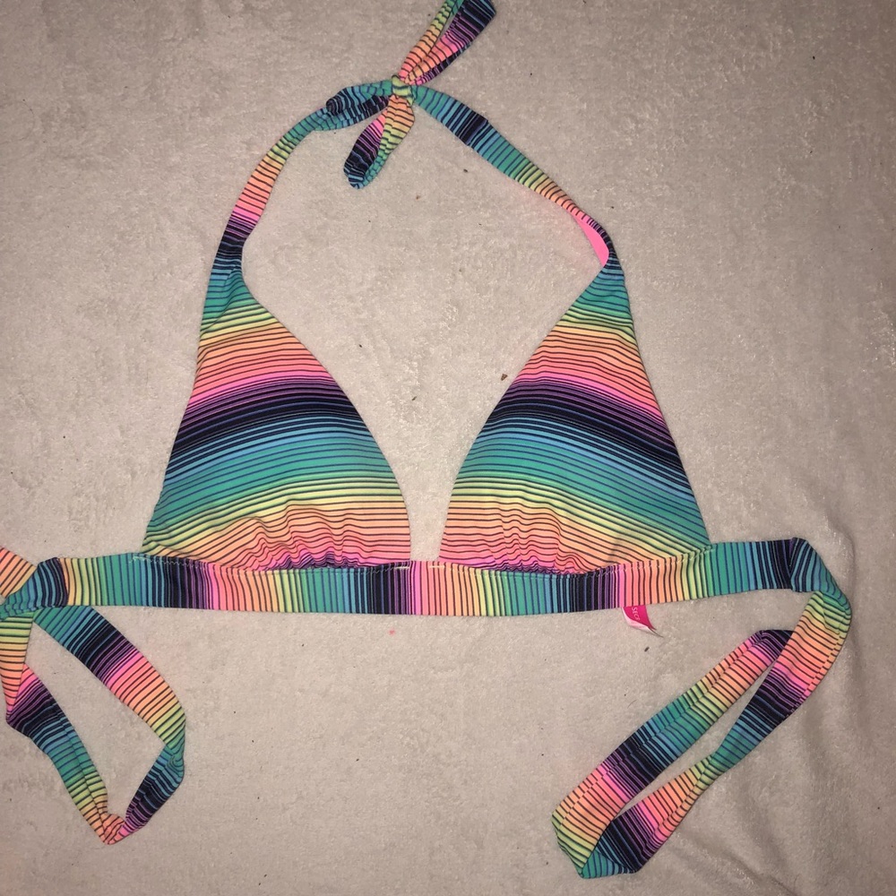 Victoria’s Secret bikini top